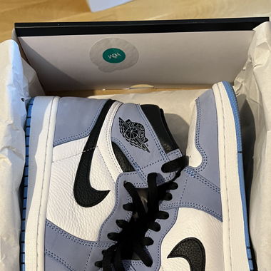 Nike Air Jordan 1 University Blue Grösse 44