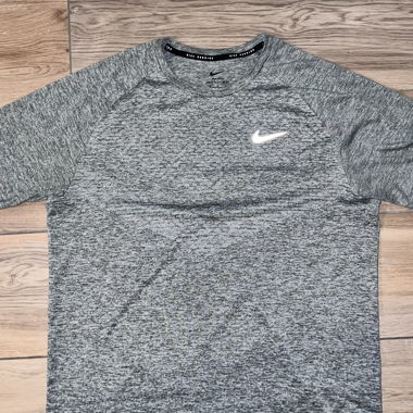 Nike Running T‑Shirt grau Grösse M