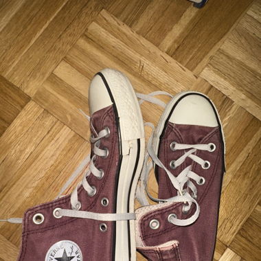 CONVERSE TAILLE 35
