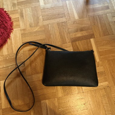 pochette noire 