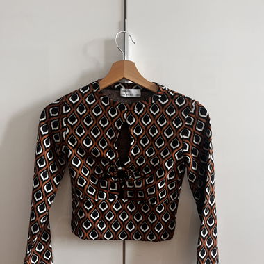 Gemustertes Langarmshirt