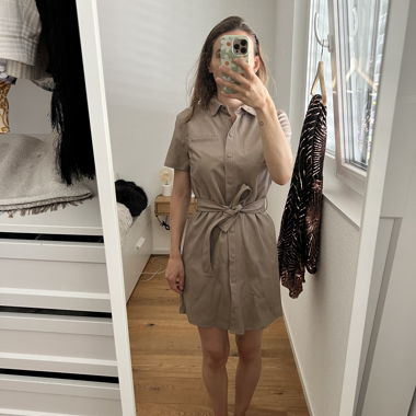 Abito chemisier beige con cintura XS