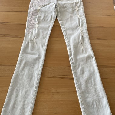 Jeans bianchi ricamati di Morgan