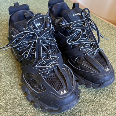 Balenciaga track LED 