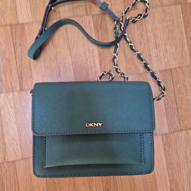 Borsa a tracolla DKNY verde