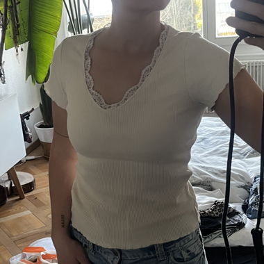 T-Shirt creme weiss