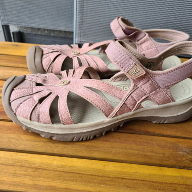 Sandales KEEN roses pointure 40.5