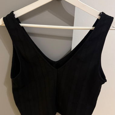 Schwarzes Tank Top - Basic Oberteil für den Sommer