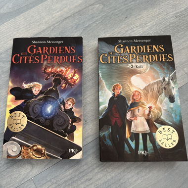 Lot of Books Guardians of the Lost Cities