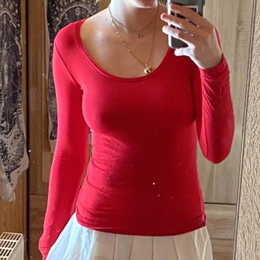 red shirt