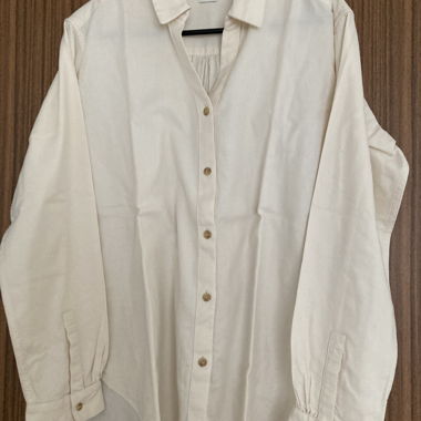 Chemise blanche à manches longues