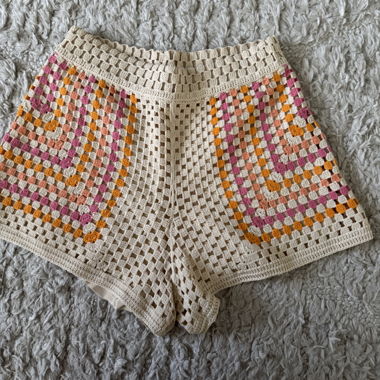 Short crochet Sandro beige