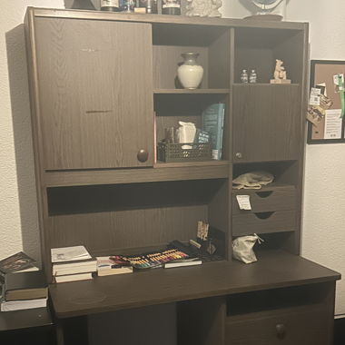 Schreibtisch