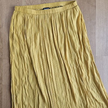 Yellow Pleated Skirt by TAIFUN