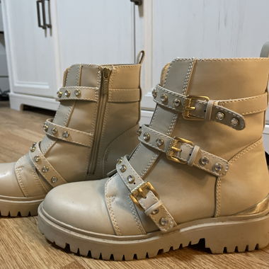 Guess Stiefel