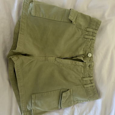 Short cargo verde
