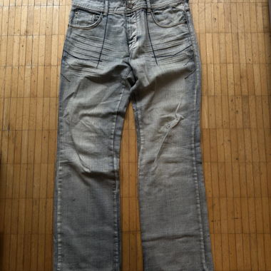 Washed jeans