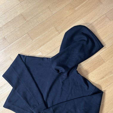 Cropped Hoodie von Stronger