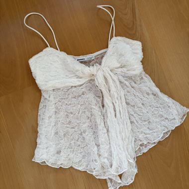 Bershka Spitzen-Top