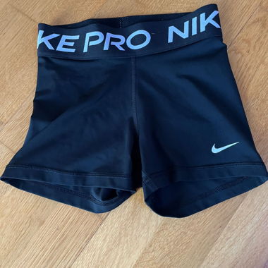 Nike Pro