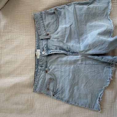 Short Denim Jeans