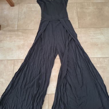 Buffalo schwarzer Jumpsuit 36