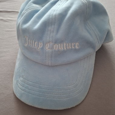 Hat juicy couture 