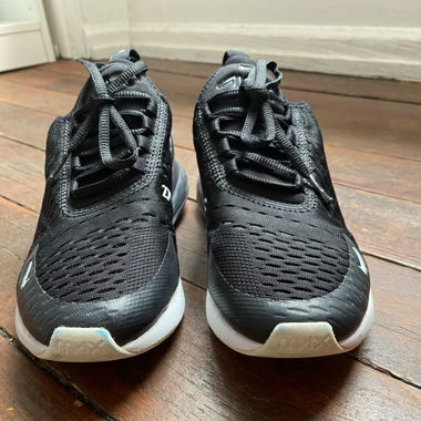 Nike Air Max 270