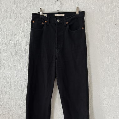 Straight Leg Jeans (W27 L29)