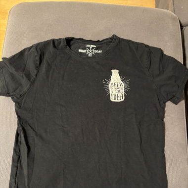 Black „beer is always a good idea“ T-Shirt