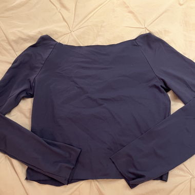 Offshoulder Top