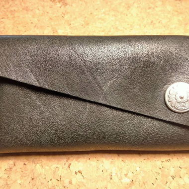 Black leather tobacco case