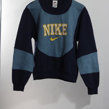 Felpa con cappuccio Nike vintage reworked