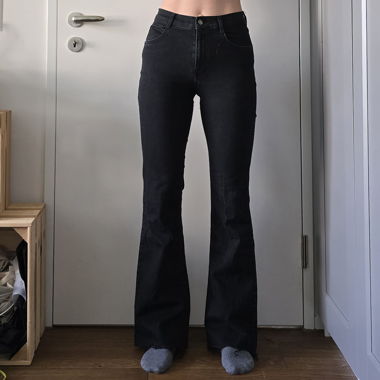 Flared Jeans