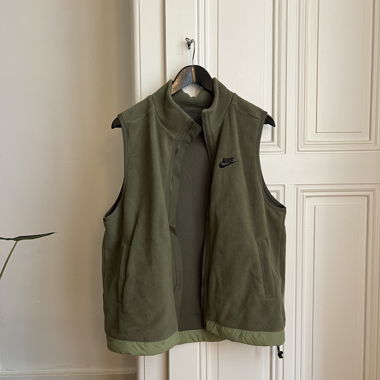 Nike fleece sleeveless vest