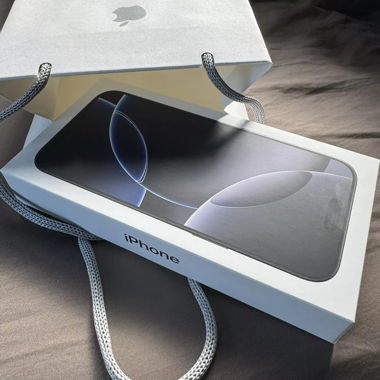Apple iPhone 16 Pro Max 1TB