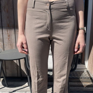 brown straight leg trousers 