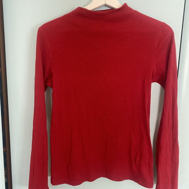 Maglia a maniche lunghe con collo alto rossa