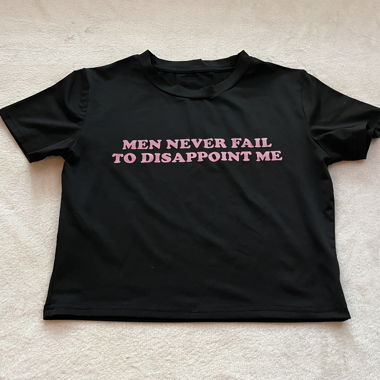 Schwarzes Grafik-T-Shirt