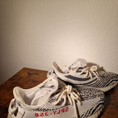 Yeezy Zebra