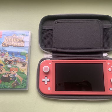 Nintendo Switch Lite (2020) Bundle