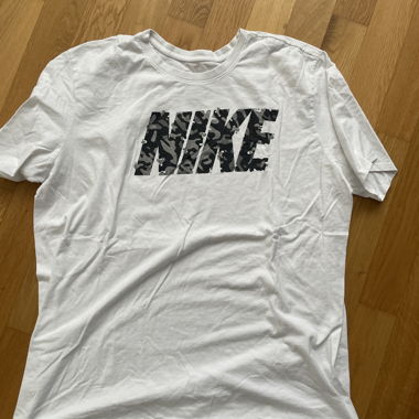 T-shirt Nike oversize XL