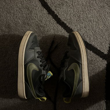 Sneakers Nike nere