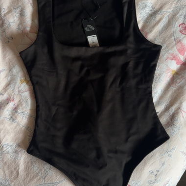 Schwarzer Body von Fashion Nova, Grösse S