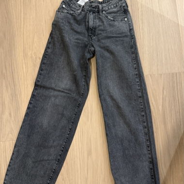 Jeans gris baggy à taille haute