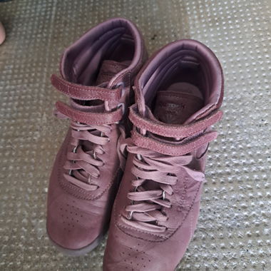 Scarpe Reebok alte