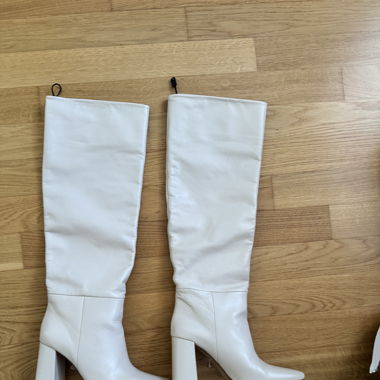 Knee-high Zara boots