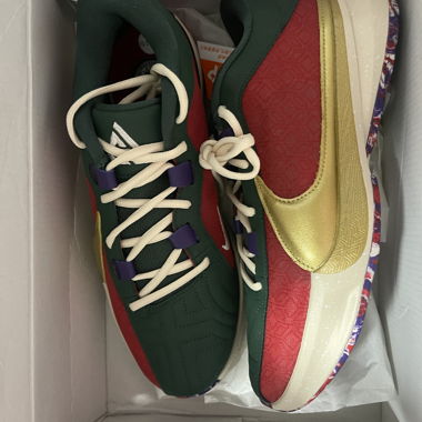 Nike