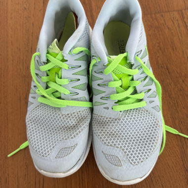Nike free 36.5