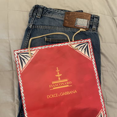 Zwei Dolce & Gabbana